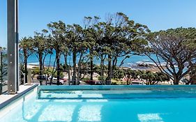 Blue Views Penthouse Beachfront Apartment With Pool